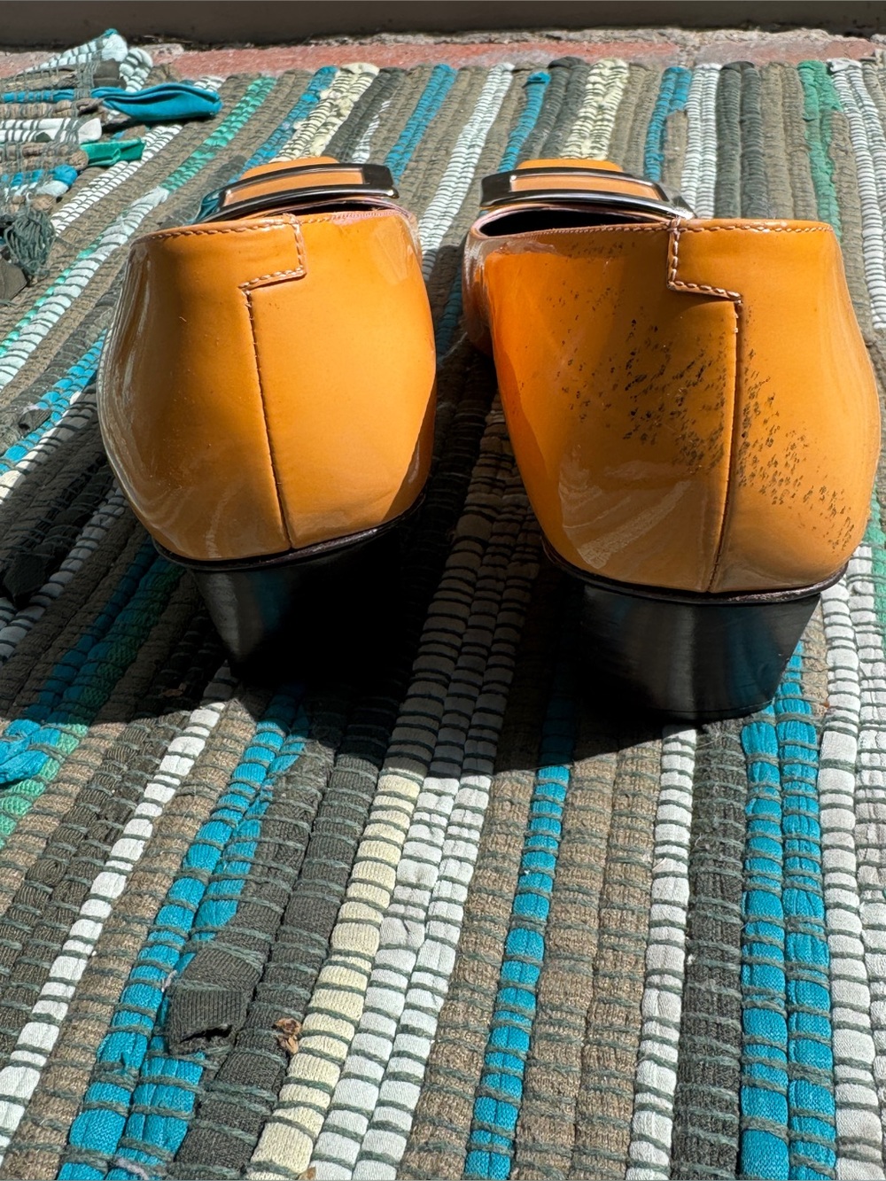 Vintage Roger Vivier Paris Yellow Patent Leather Buckle Pumps Sz 37 1/5 - Picture 7 of 12